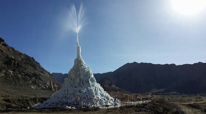 The Ice Stupa - Construyen en el Tibet pirámides glaciales para acabar con la escasez de agua en terrenos desérticos