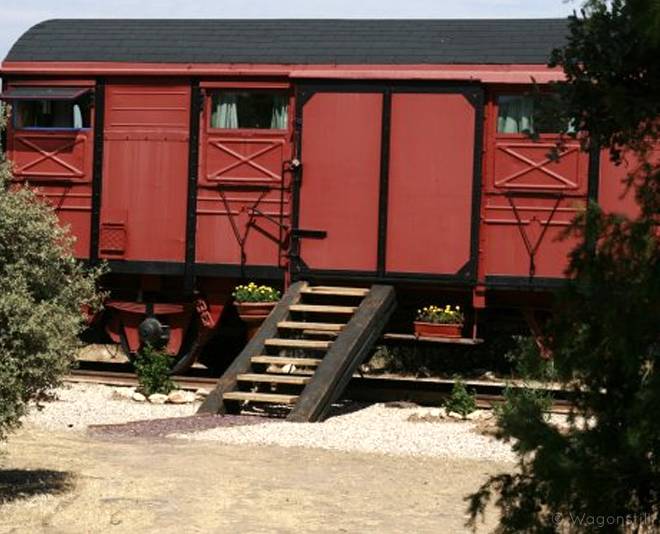 Wagonstill » Antiguos vagones de tren convertidos en viviendas